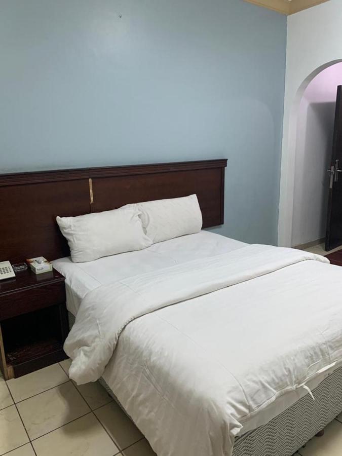 Hend Plaza Hotel Medina Екстер'єр фото